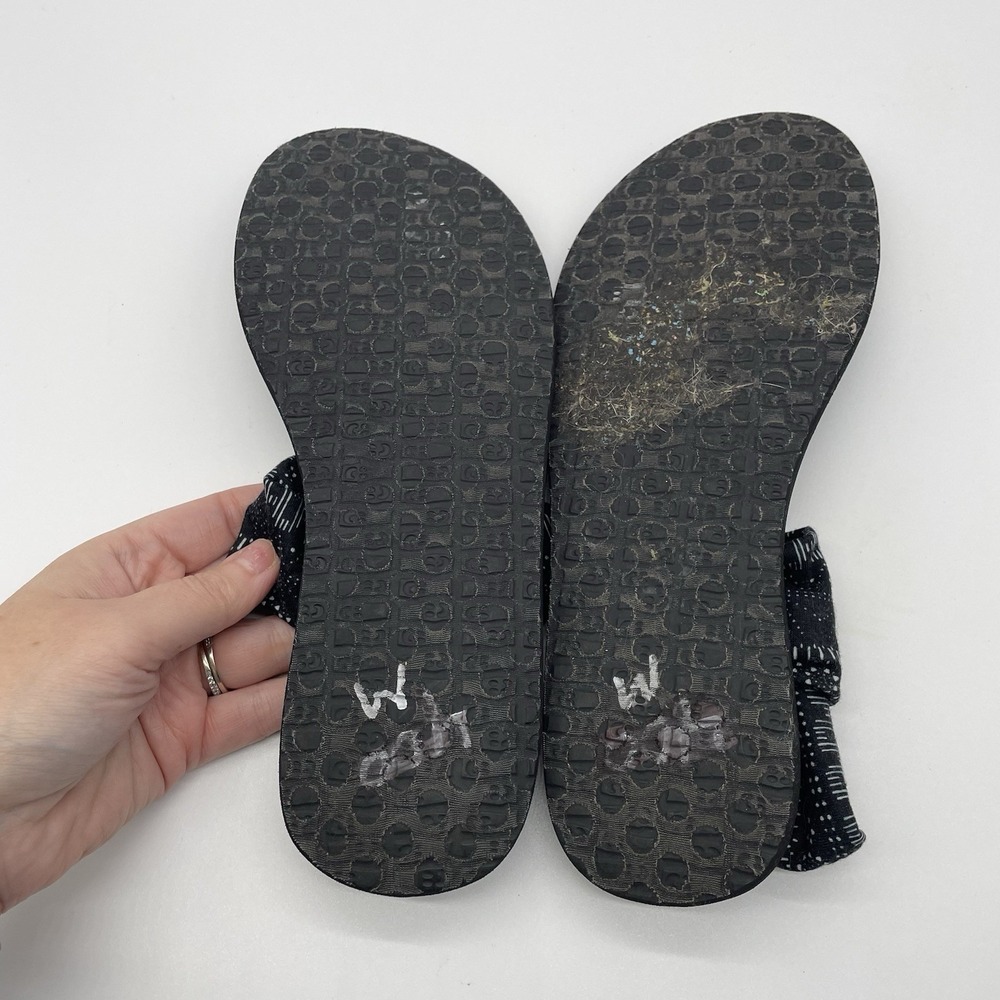 Sanuk Women's Yoga Sling Size 8 Prints Flips Flops‎ Sandals Shibori Stripes - Picture 4 of 4